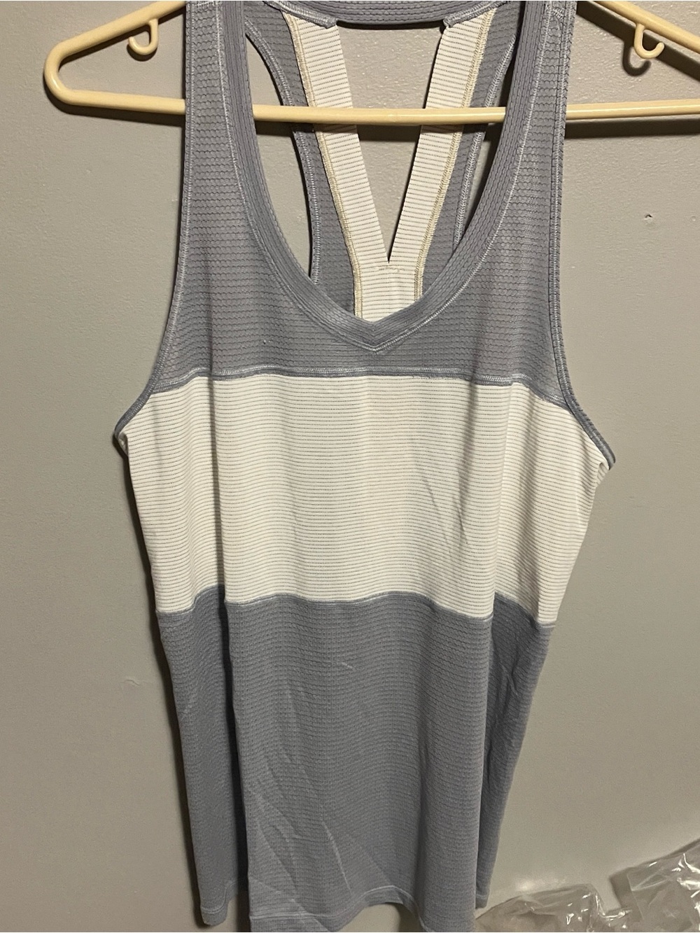 Lululemon tank pedal to the medal singlet size 6
